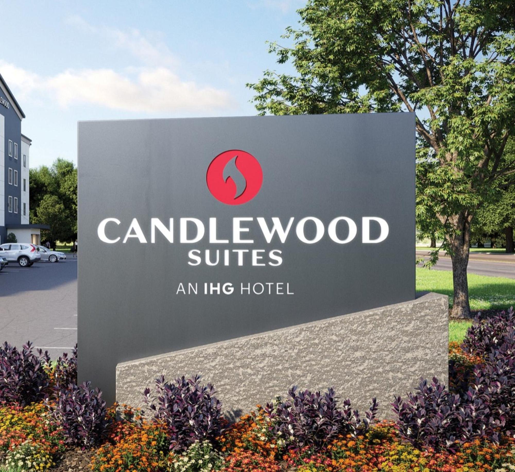 Candlewood Suites St Louis St Charles, An Ihg Hotel Saint Charles Exterior photo